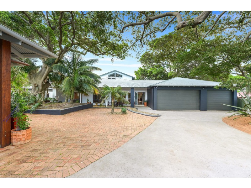 12 Tasman Parade, Thirroul NSW 2515