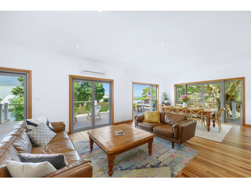 12 Tasman Parade, Thirroul NSW 2515