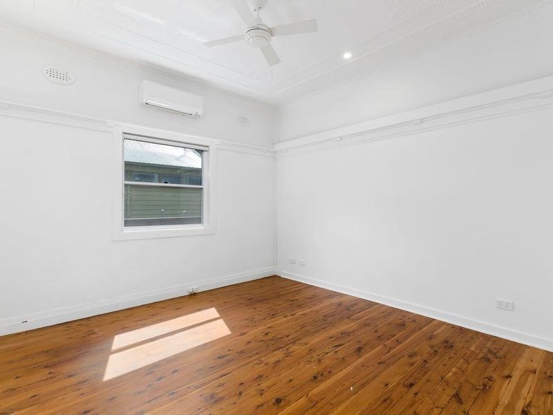 16 Moore Street, Austinmer NSW 2515