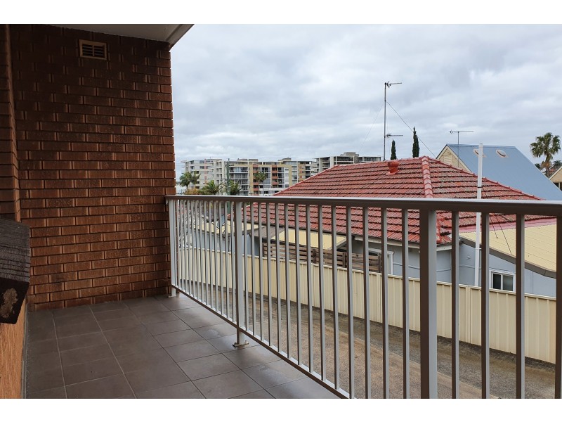 2/37 Osborne Street, Wollongong NSW 2500