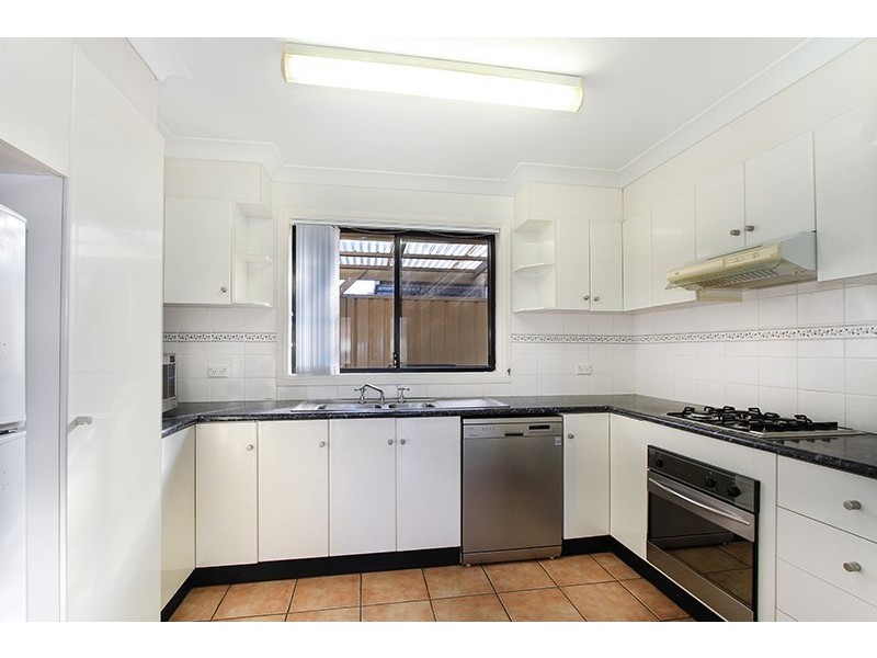 2/2 Carroll Road, East Corrimal NSW 2518