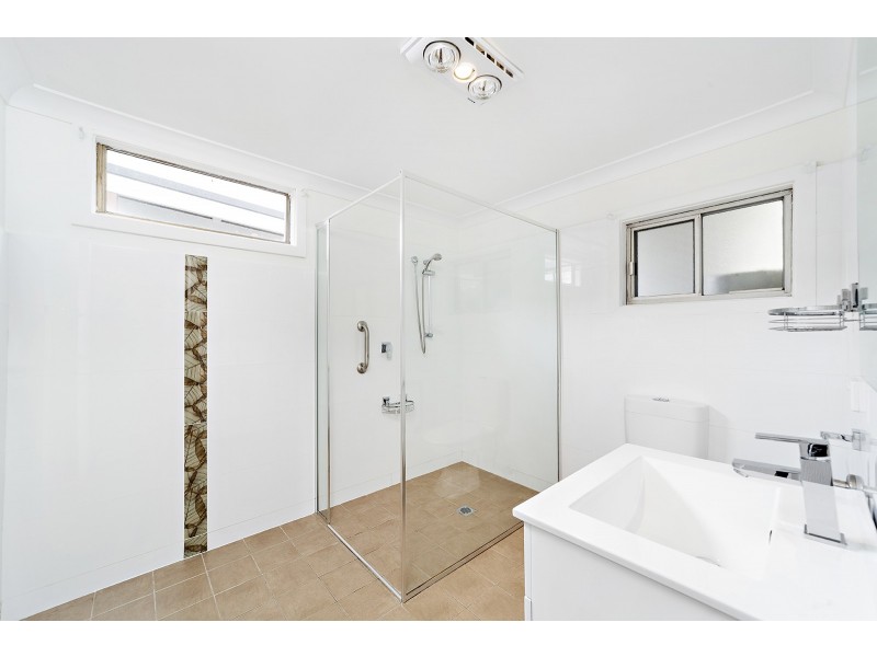 4 William Street, Bulli NSW 2516