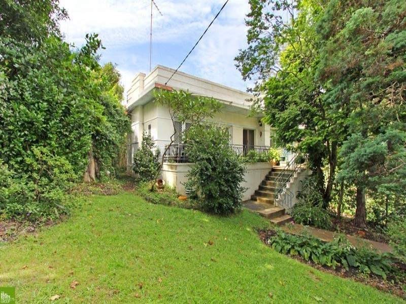 63 Rowland Avenue, Wollongong NSW 2500