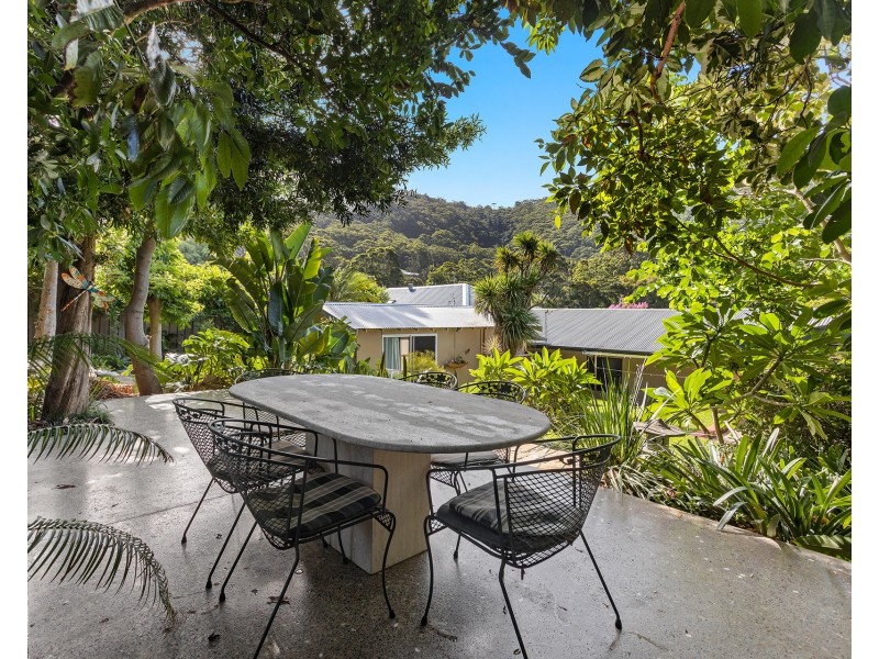 11 Station Street, Stanwell Park NSW 2508