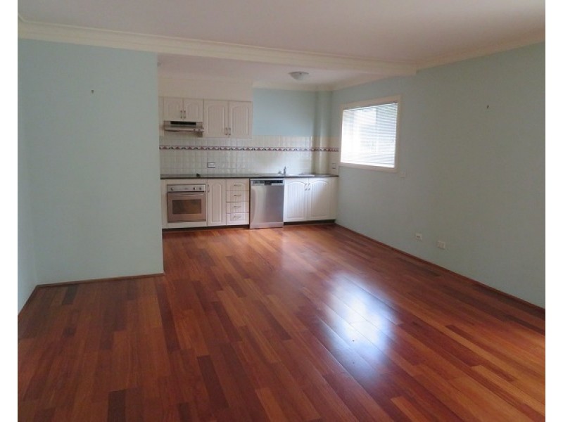 2/16 Harbour Street, Wollongong NSW 2500