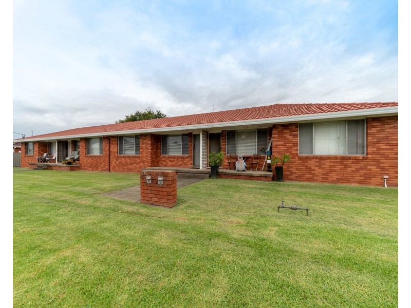 4/13 McCauley Street, Thirroul NSW 2515