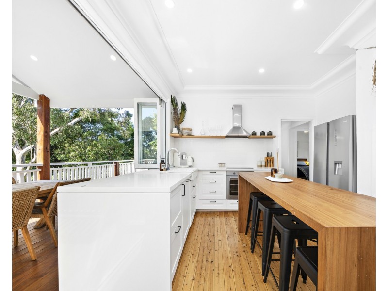 60 Mountain Road, Austinmer NSW 2515