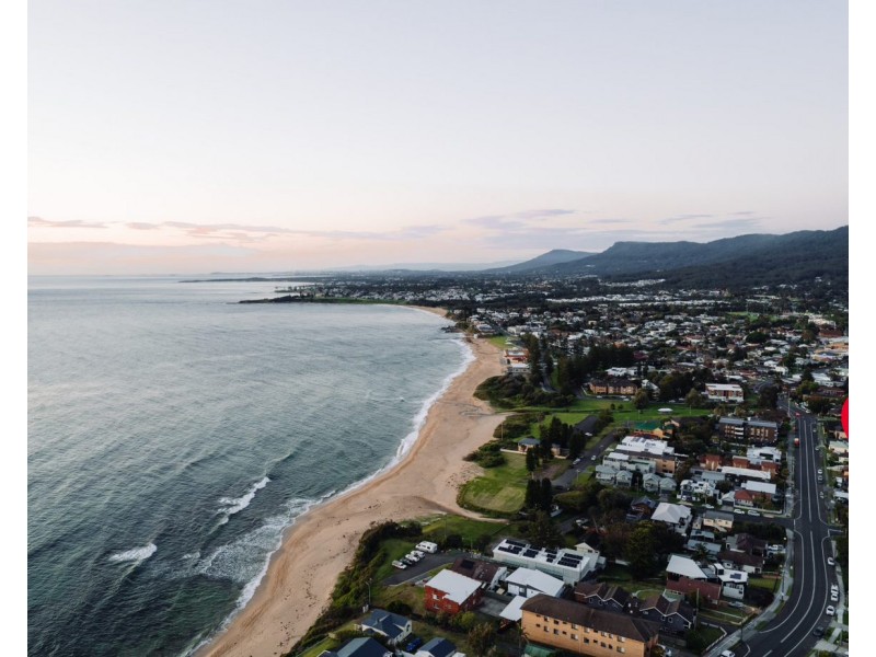 2/190 Lawrence Hargrave Drive, Thirroul NSW 2515