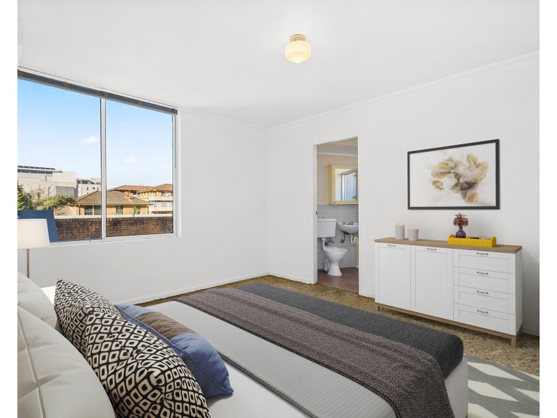 9/28 Cliff Road, Wollongong NSW 2500