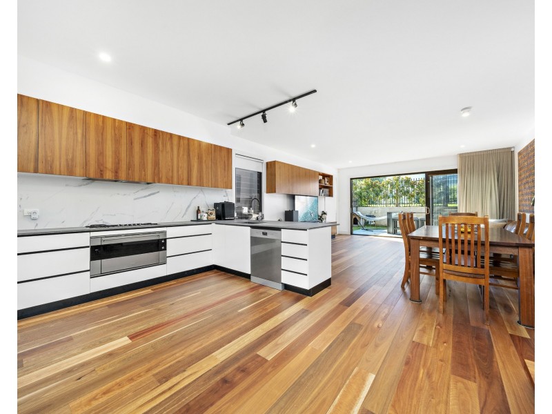 14A Clyde Close, Thirroul NSW 2515