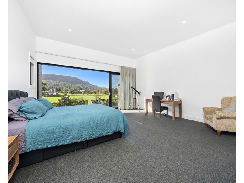 14A Clyde Close, Thirroul NSW 2515
