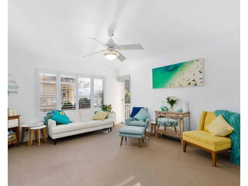 2/2 Sperry Street, Wollongong NSW 2500