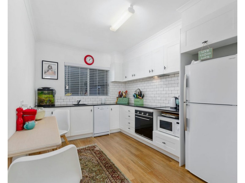 2/2 Sperry Street, Wollongong NSW 2500