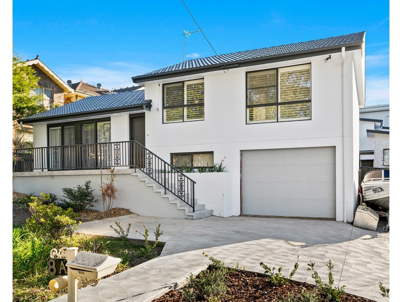 8A Kembla Street, Balgownie NSW 2519