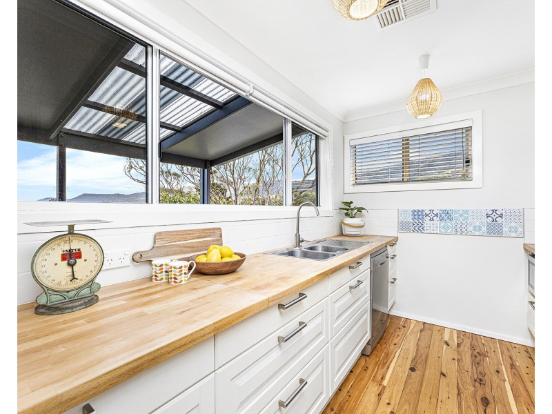 26 Mountain Road, Austinmer NSW 2515