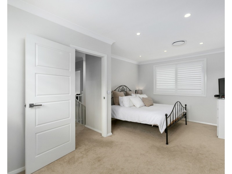 2/15 Foch Avenue, Gymea NSW 2227