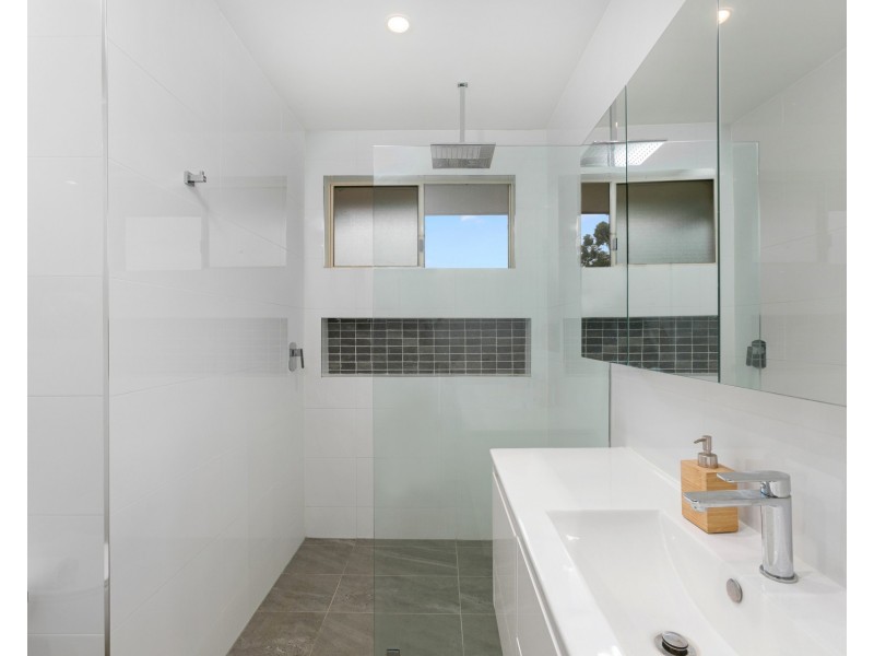 2/15 Foch Avenue, Gymea NSW 2227