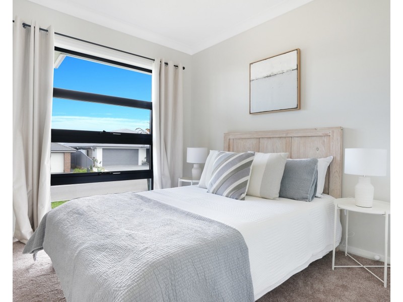 76 Saddleback Crescent, Kembla Grange NSW 2526