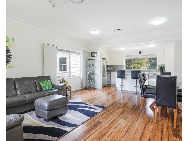 70 Euroka Street, West Wollongong NSW 2500