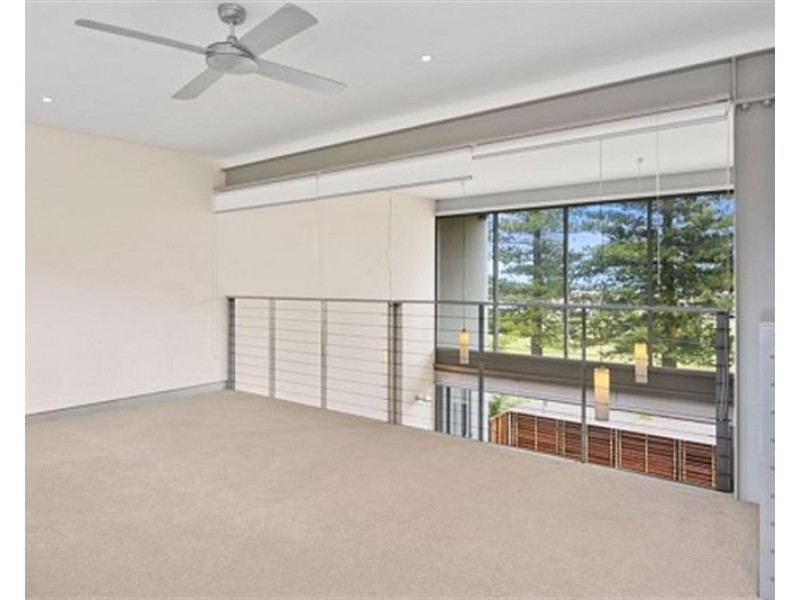 2/33 The Esplanade, Thirroul NSW 2515