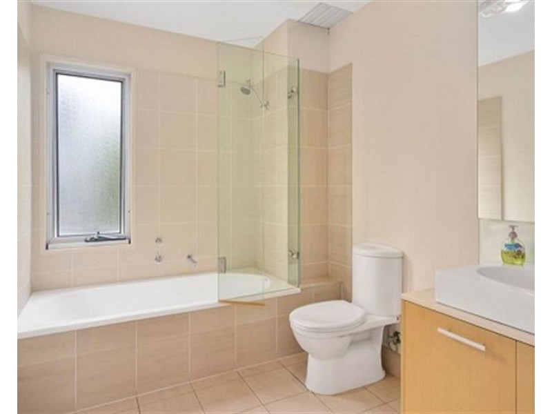 2/33 The Esplanade, Thirroul NSW 2515