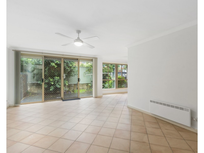 10/14 Raymond Road, Thirroul NSW 2515