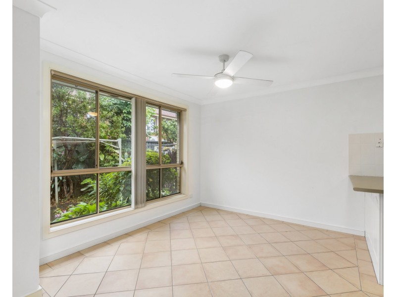 10/14 Raymond Road, Thirroul NSW 2515