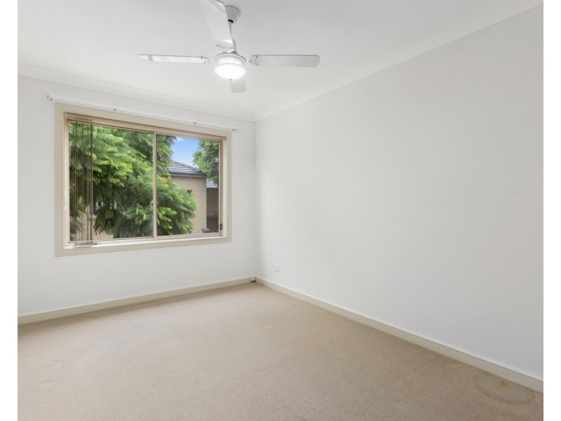 10/14 Raymond Road, Thirroul NSW 2515
