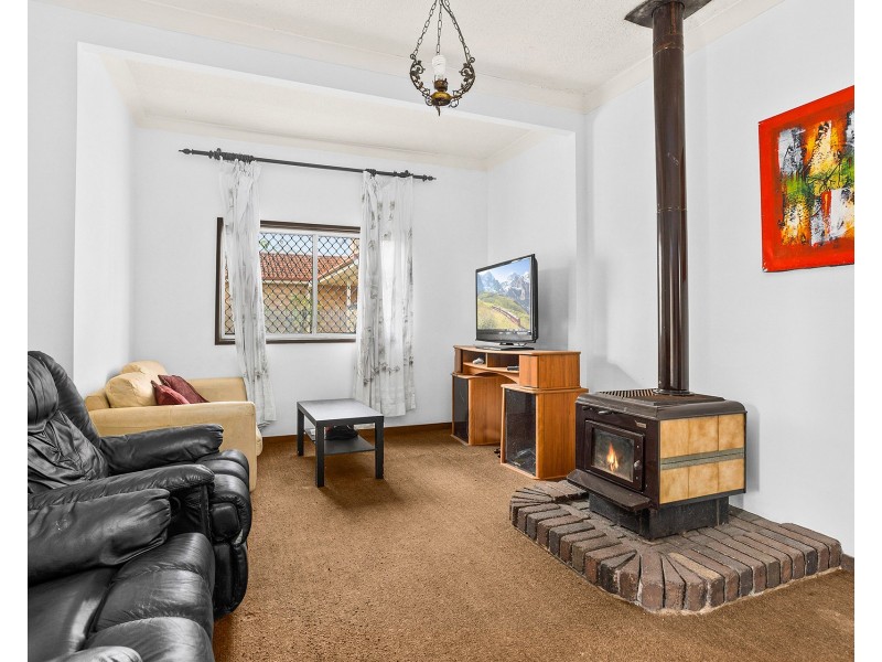 51 Gilmore Street, West Wollongong NSW 2500