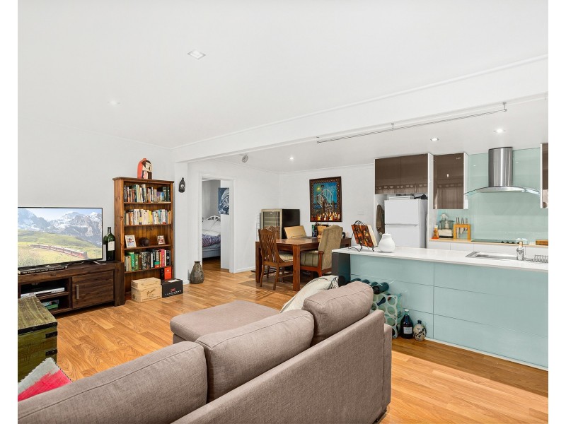 51 Gilmore Street, West Wollongong NSW 2500