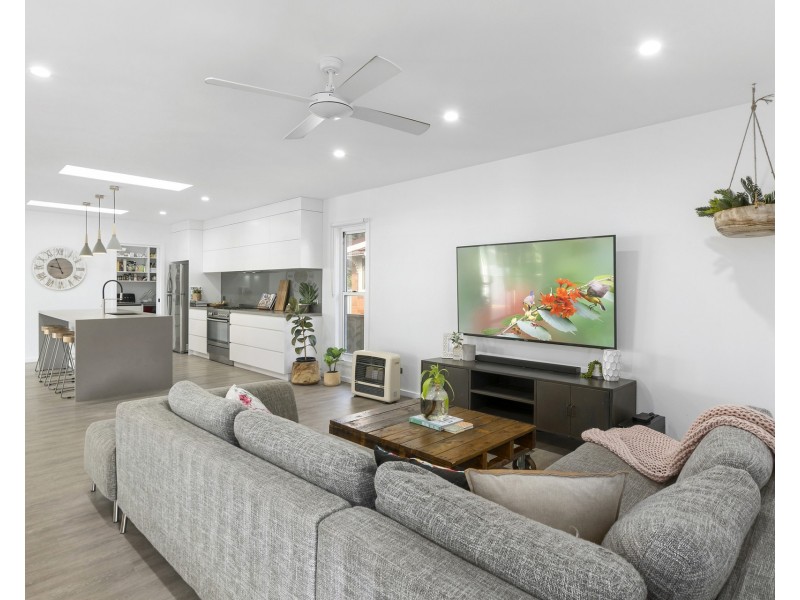 43 Beacon Avenue, Bulli NSW 2516