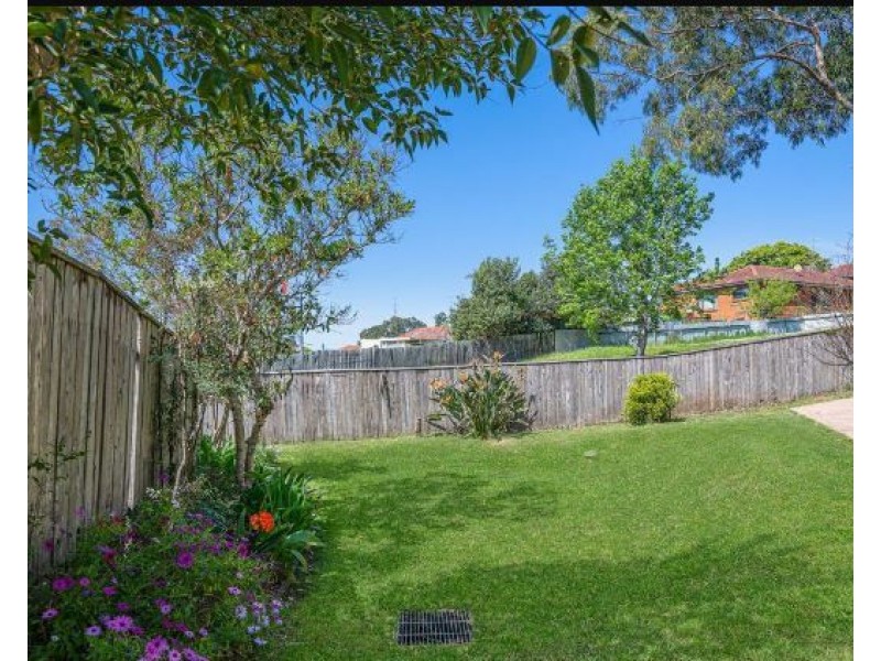 4/9A Figtree Crescent, Figtree NSW 2525