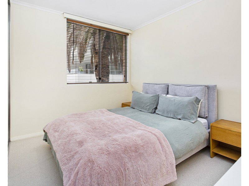 4/70 Cliff Road, Wollongong NSW 2500