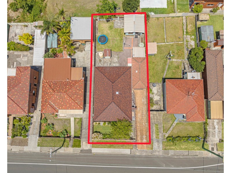 173 Flagstaff Road, Lake Heights NSW 2502