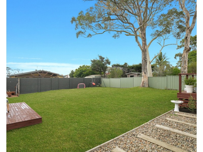 323 Farmborough Road, Farmborough Heights NSW 2526
