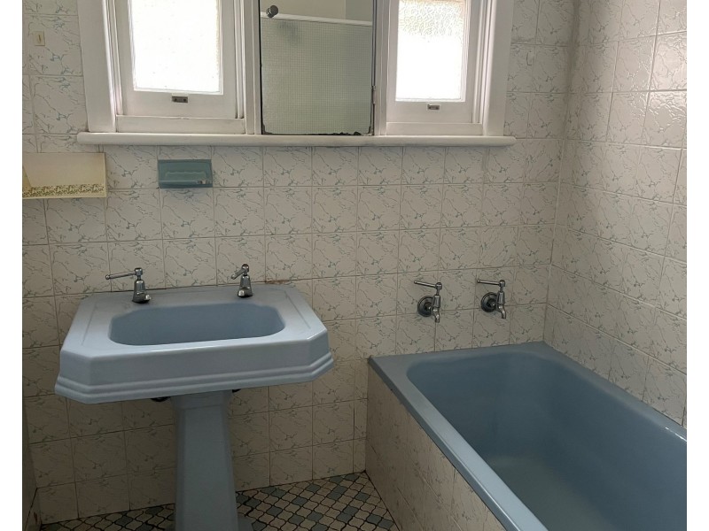 8 Payne Road, East Corrimal NSW 2518