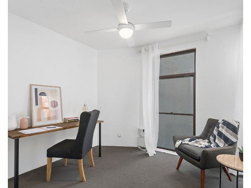 1/2 Alanson Avenue, Bulli NSW 2516