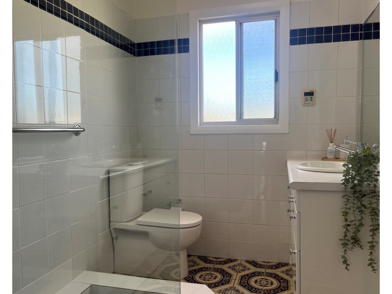 35 Marlo Road, Towradgi NSW 2518