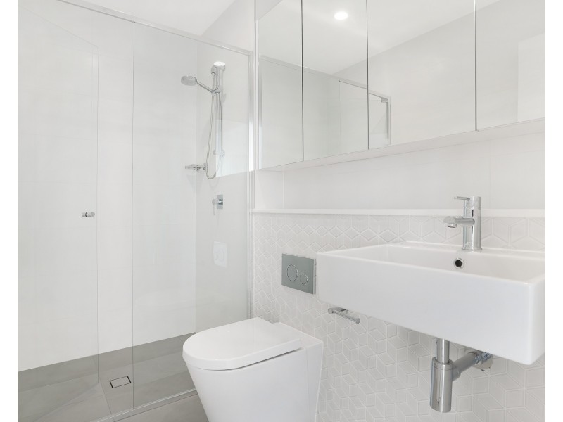 1702/15 Railway Parade, Wollongong NSW 2500
