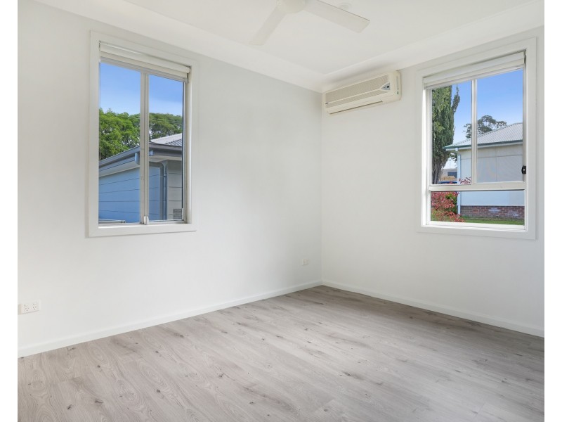 66 Albert Street, Unanderra NSW 2526