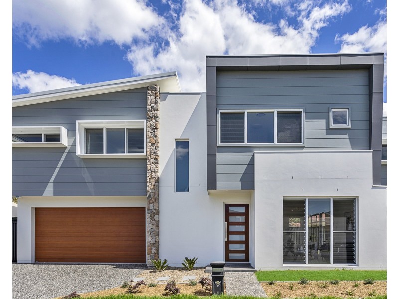 2A Cochrane Road, Thirroul NSW 2515