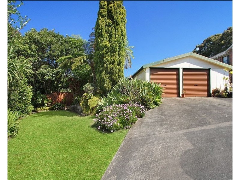 13 Robertson Street, Coniston NSW 2500