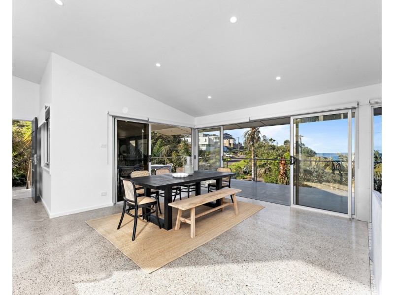 20 Seaview Crescent, Stanwell Park NSW 2508