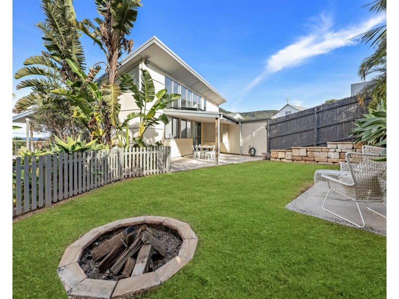 20 Seaview Crescent, Stanwell Park NSW 2508