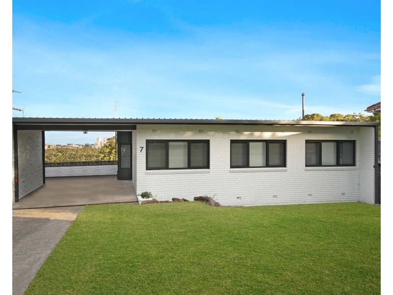 7 Sansey Avenue, Mount Ousley NSW 2519