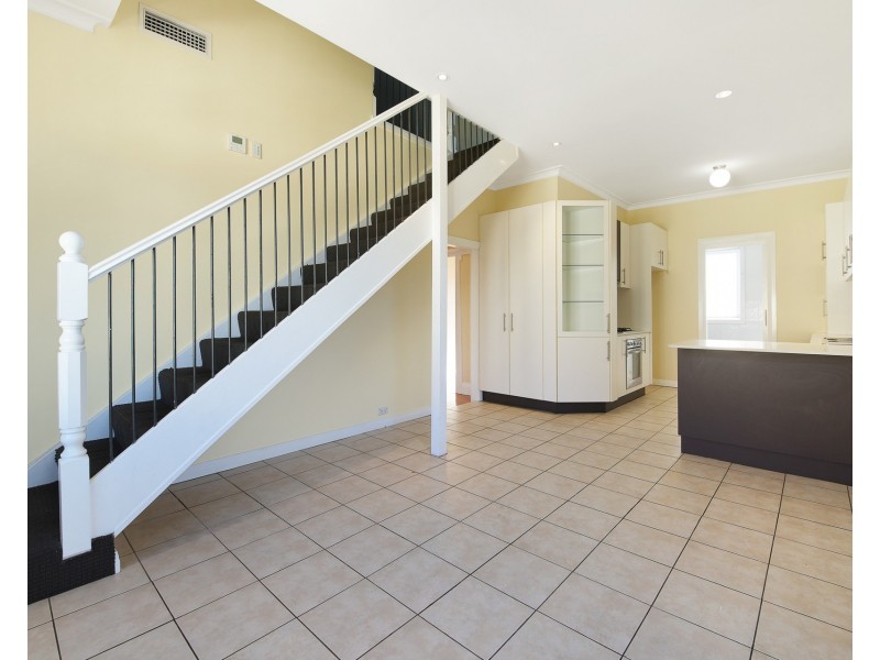 79A Gladstone Avenue, Wollongong NSW 2500