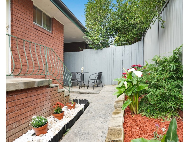 4/5 Woodlawn Avenue, Mangerton NSW 2500