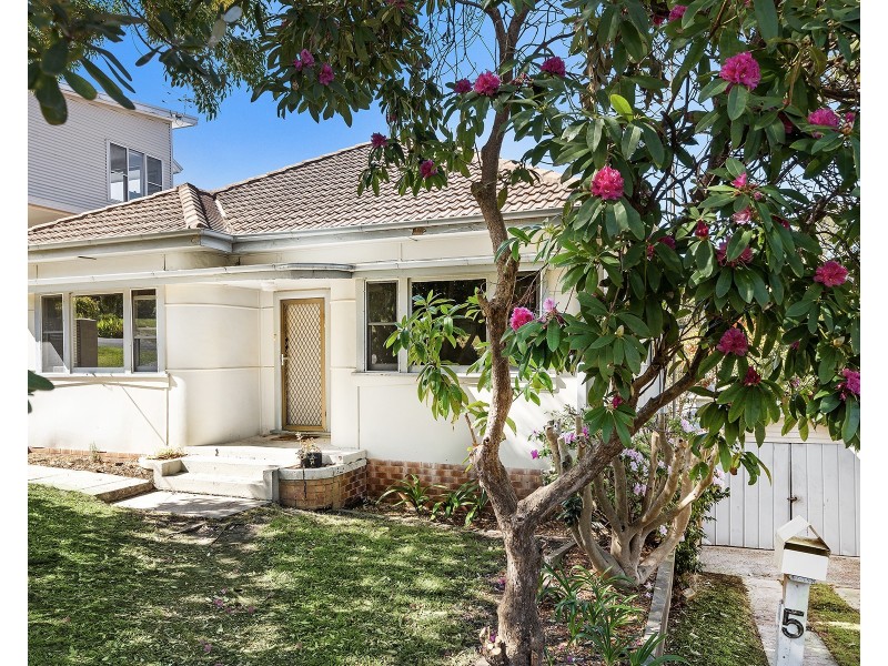 5 Wigram Road, Austinmer NSW 2515