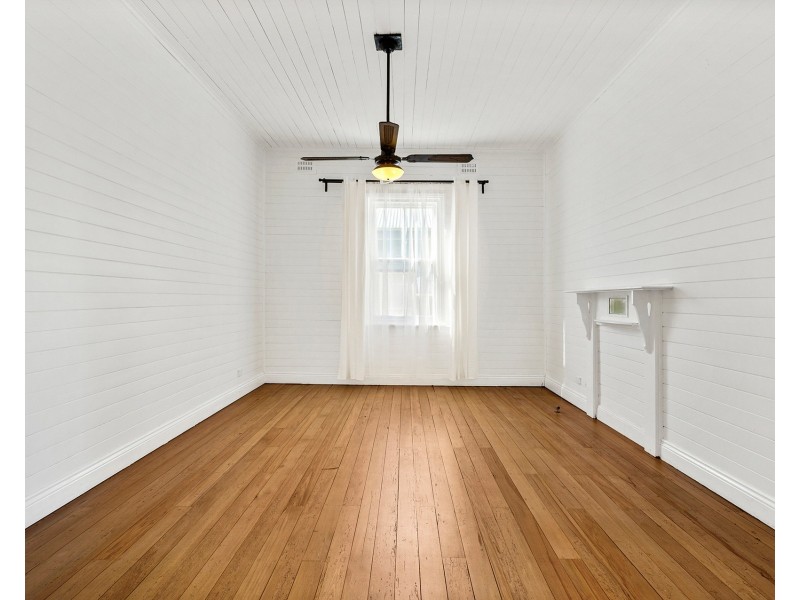 127 Campbell Street, Woonona NSW 2517