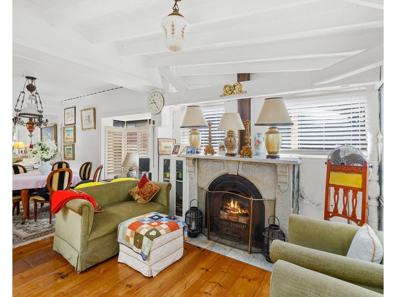 8 Banool Street, Keiraville NSW 2500